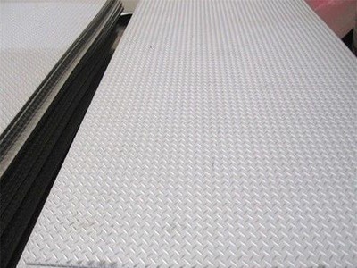 加工定做201不銹鋼花紋板 201不銹鋼扁豆花紋板 質(zhì)量保證 價(jià)格優(yōu)