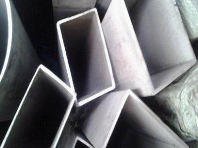 廠家直銷不銹鋼304無縫鋼管，質(zhì)量保證