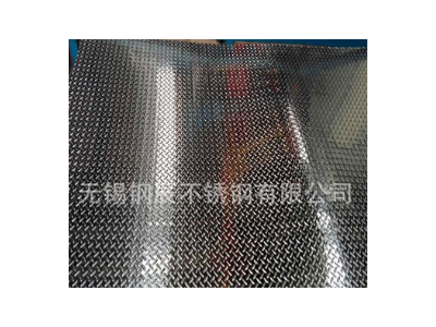 廠家直銷不銹鋼201冷軋平板，寶鋼201鋼板現(xiàn)貨批發(fā)，無(wú)錫201板材