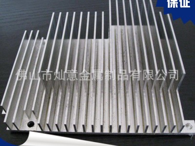 鋁卷廠家加工 規(guī)格齊全 1060 1050 1100 散熱鋁板 鋁帶 鋁卷