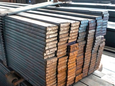 現(xiàn)貨供應(yīng) 扁鋼 Q235B扁鋼扁鐵 熱軋扁鋼 加工定 做規(guī)格全量大從優(yōu)